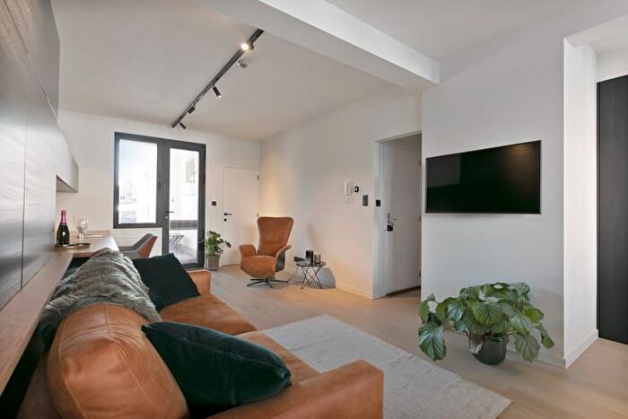 Jan Van Beersstraat, Antwerpen : Appartement 6 pièces à louer