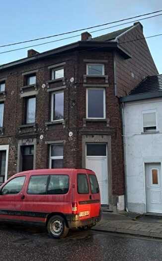 Place de la Chapelle au Puits, Trivières : Maison 4 pièces à vendre