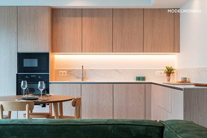 Emile Verhaerenstraat, C : Appartement 1 pièce à vendre