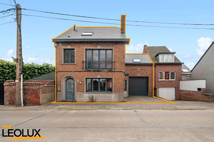 Maison 4 pièces à vendre - Steenweg op Merchtem, Opwijk