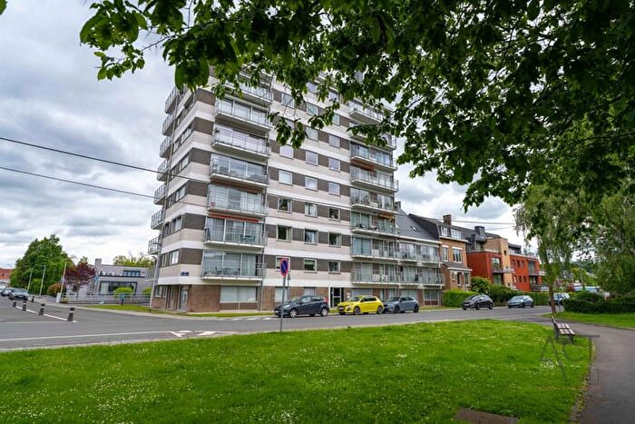 Appartement 2 pièces à Rue Pierre du Diable, JAMBES, à vendre