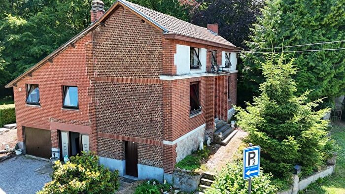 Avenue de la Petite Suisse, MARCINELLE : Maison 3 pièces à vendre