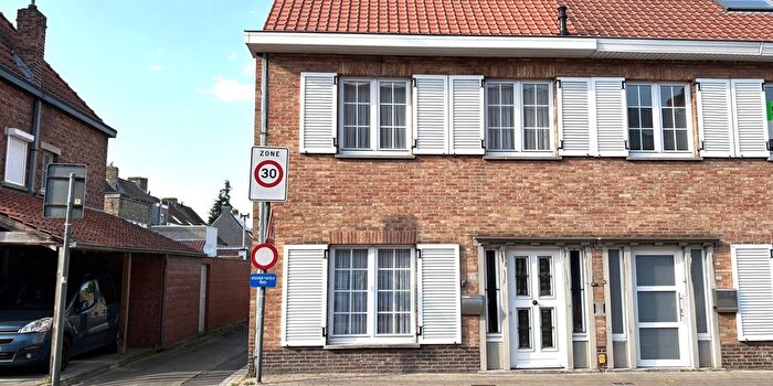 Moerkerkse Steenweg, SintKruis : Maison 3 pièces à vendre