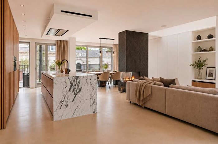 Appartement 3 pièces à Van Schoonbekestraat, ANTWERPEN, à vendre