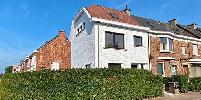 Maison 3 pièces à louer à Ernest Solvaystraat, Ronse
