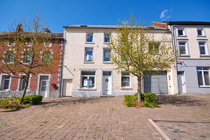 Maison 4 pièces à vendre - Rue Godart, SivryRance