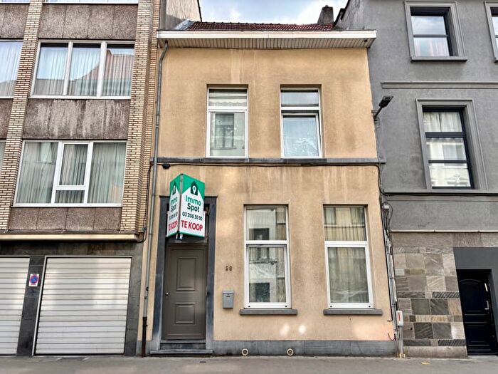 Maison 3 pièces à SintVincentiusstraat, Antwerpen, à vendre