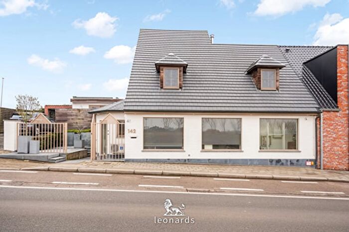 Maison 3 pièces à vendre à Doornikserijksweg, Kortrijk