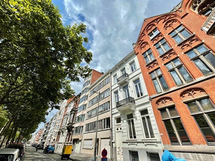 Appartement 2 pièces à louer à Amerikalei, ANTWERPEN