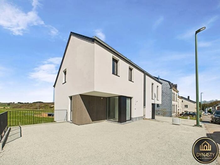 Maison 4 pièces à louer à Chaussée de Bastogne, A