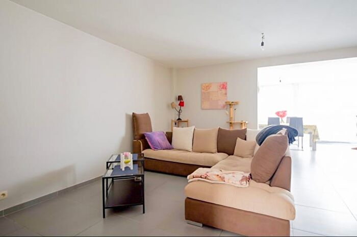 Rue de Virginal, Hennuyères : Appartement 1 pièce à louer