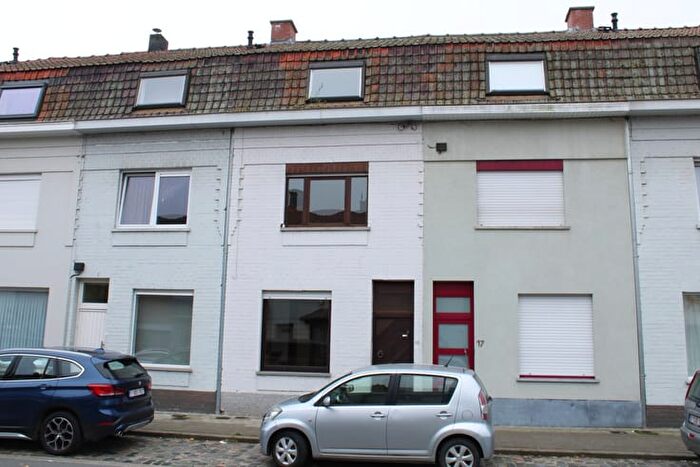 Vlasbloemstraat, Kortrijk : Maison 10 pièces à vendre