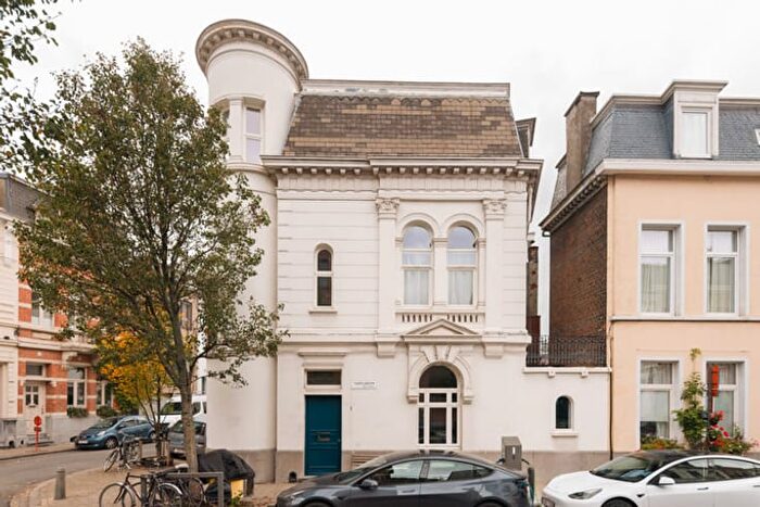 Tweelingenstraat, Antwerpen : Maison 3 pièces à vendre