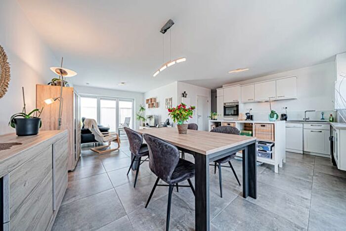 Appartement 9 pièces à vendre - Rue Jean Hubin, Oupeye