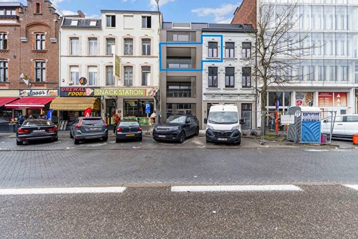 Stationsplein, Hasselt - Appartement 7 pièces à louer