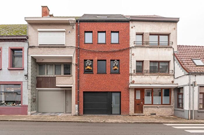 Maison 4 pièces à vendre à Saint Jean b, chièvres