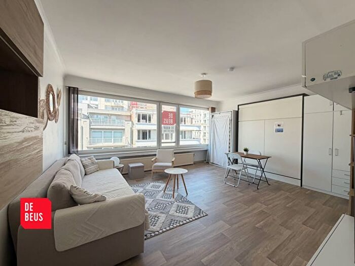Appartement 5 pièces à Van Iseghemlaan, Oostende, à vendre