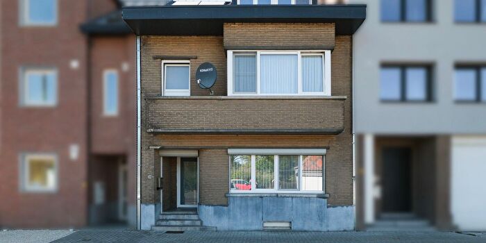 Maison 4 pièces à Oude Statiestraat, Hoeselt, à vendre