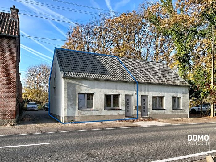 SintTruidersteenweg, HerkdeStad - Maison 1 pièce à vendre