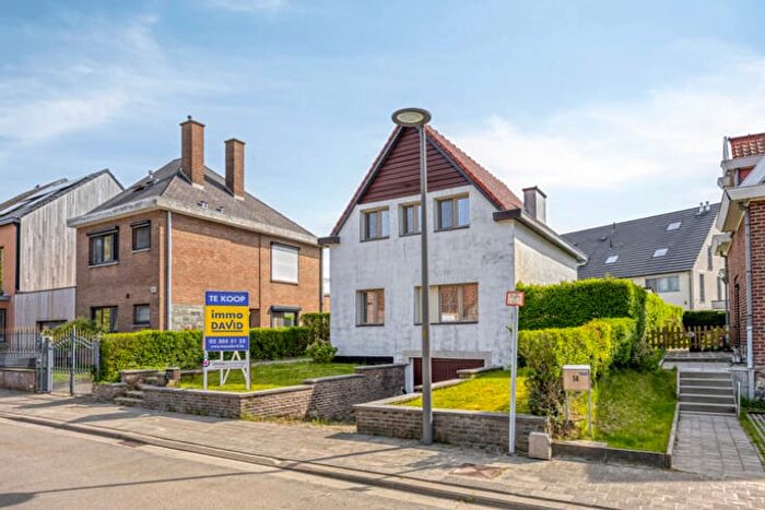 Lusthuizenstraat, zellik - Maison 4 pièces à vendre