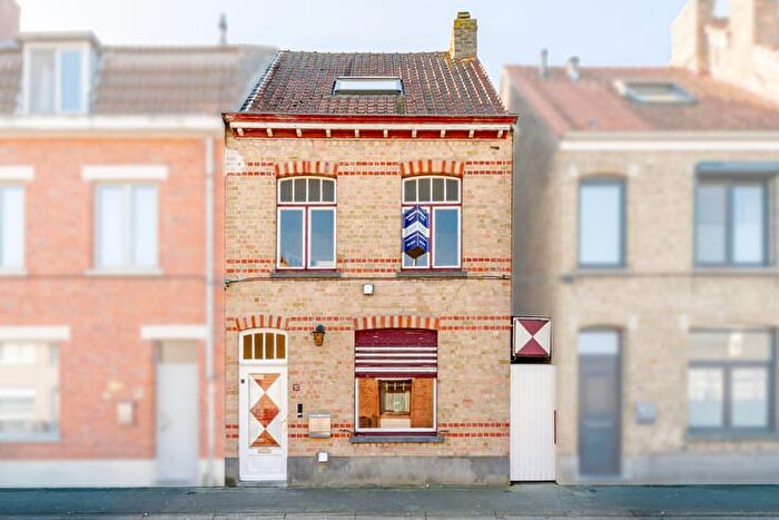 Maison 8 pièces à Rapaertstraat, Assebroek, à vendre