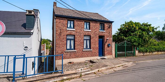 Rue Sylvain Bawin, OrpLeGrand - Maison 2 pièces à vendre