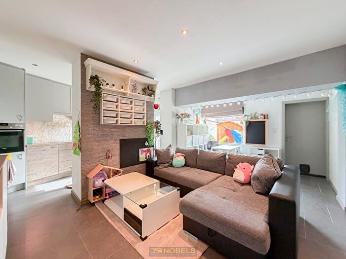 Godveerdegemstraat, Zottegem : Maison 14 pièces à vendre