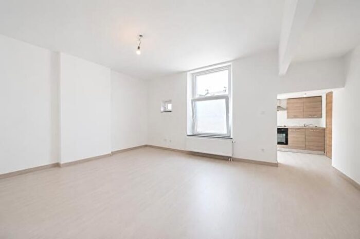 Maison 7 pièces à vendre à Rue Robert Fesler, Marchienneaupont