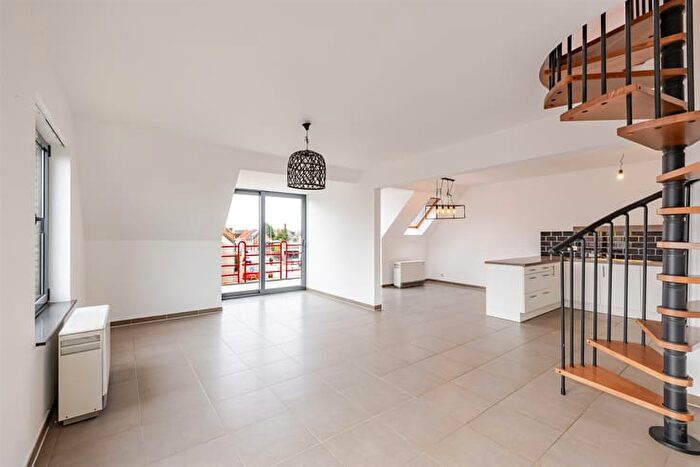Appartement 2 pièces à Hullekenstraat, SintGillisBijDendermonde, à vendre