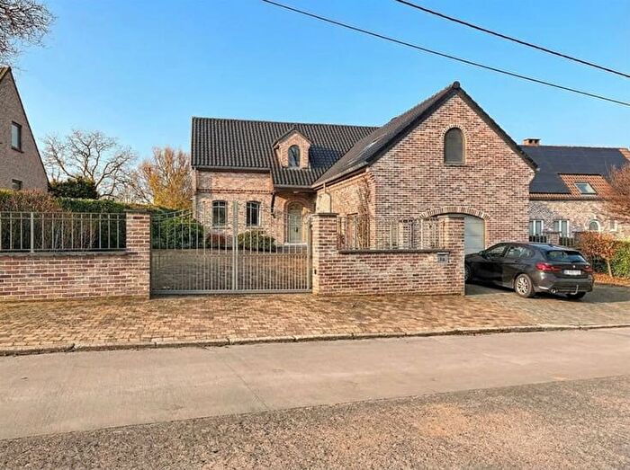 Rue Petite Coyarde a, Montsaintandré : Maison 4 pièces à vendre