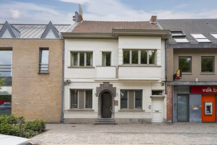 Maison 4 pièces à Oostakkerdorp, Oostakker, à vendre