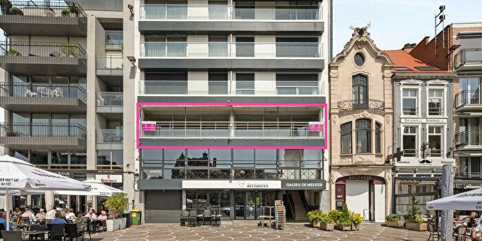 Appartement 3 pièces à Grote Markt, Roeselare, à vendre