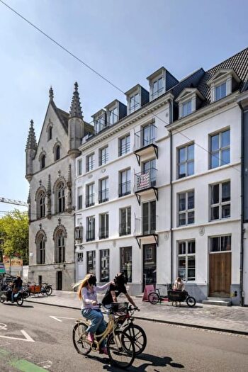 Appartement 2 pièces à vendre à Leiestraat, Kortrijk