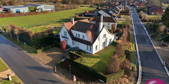 Maison 4 pièces à Bisschopsweyerstraat, Alken, à vendre