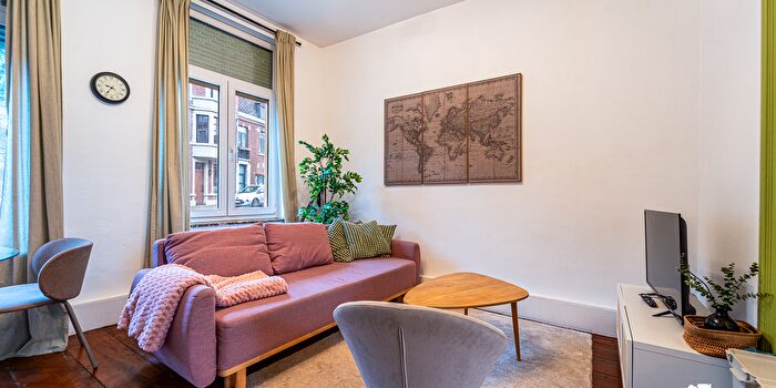 Rue du Mont Saint Martin, Liège : Appartement 1 pièce à vendre