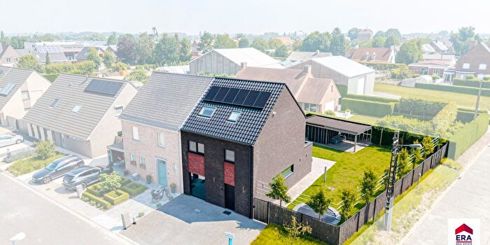 Tempeliersstraat, Oostrozebeke : Maison 5 pièces à vendre