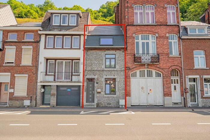 Maison 4 pièces à vendre - Rue des Rivages, Dinant