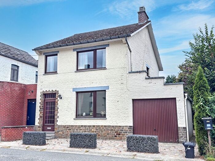 Maison 3 pièces à vendre à Rue du Baron d'Obin, Wasseiges