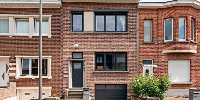 Tirinusstraat, Deurne - Maison 3 pièces à vendre