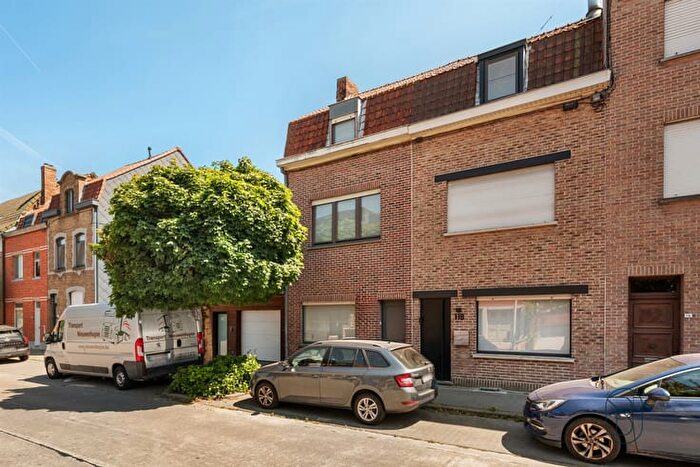 Maison 4 pièces à André Devaerelaan, Kortrijk, à vendre