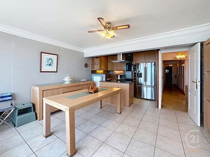Meeuwenlaan, Westende : Appartement 10 pièces à vendre