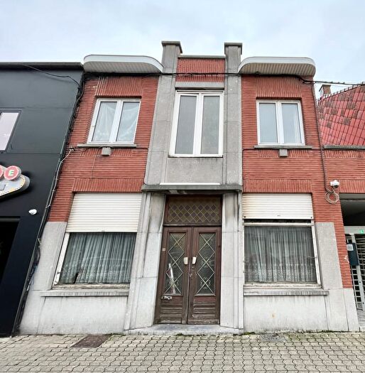 Maison 13 pièces à vendre - Rue De Valenciennes, Quiévrain
