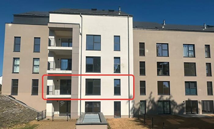 Place Des Lavandières, Arlon : Appartement 1 pièce à louer