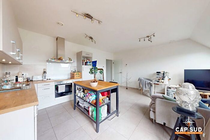 Place du couvent, Arquennes - Appartement 1 pièce à louer