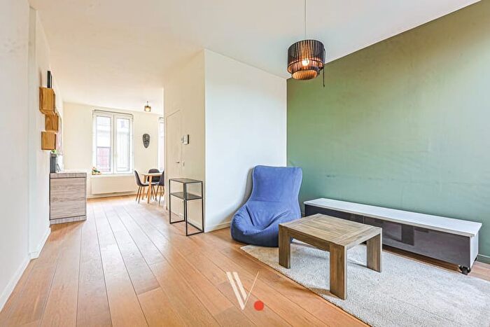Baron de Pélichystraat, Izegem : Appartement 8 pièces à vendre