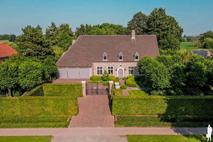 Maison 5 pièces à Leemputten, Hoogstraten, à vendre