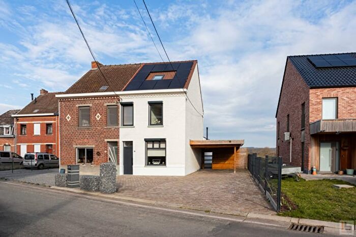 Maison 13 pièces à vendre à Rue Lableau, Dergneau