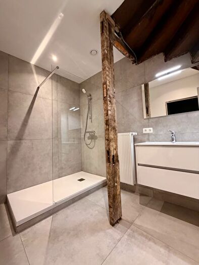 Appartement 4 pièces à louer à En Neuvice, Liège
