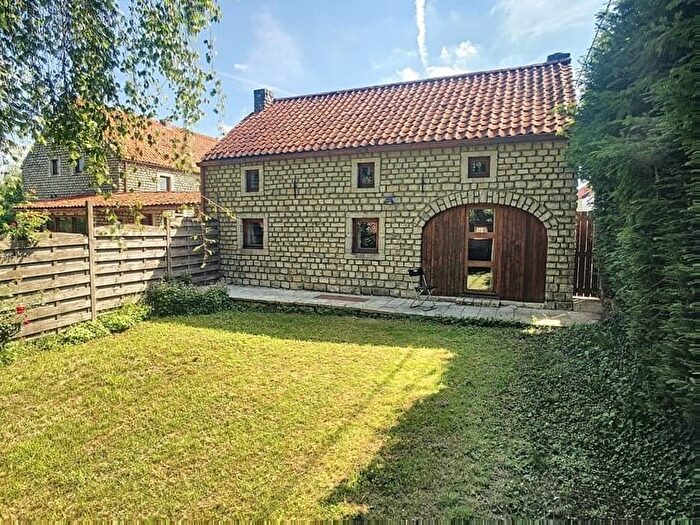 Rue Tienne Strichaux, JODOIGNESOUVERAINE : Maison 2 pièces à louer
