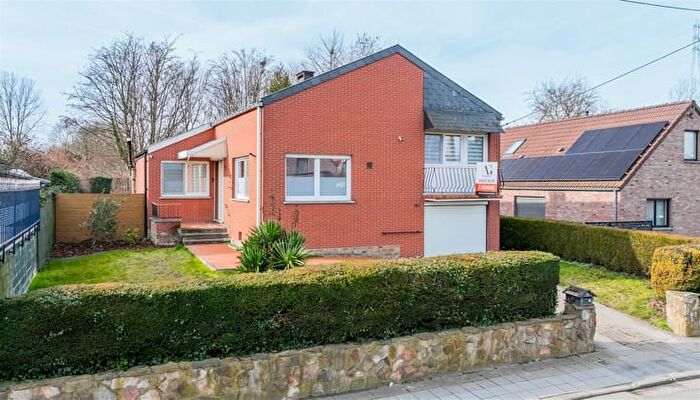 Rue du Village, ROCOURT : Maison 2 pièces à vendre